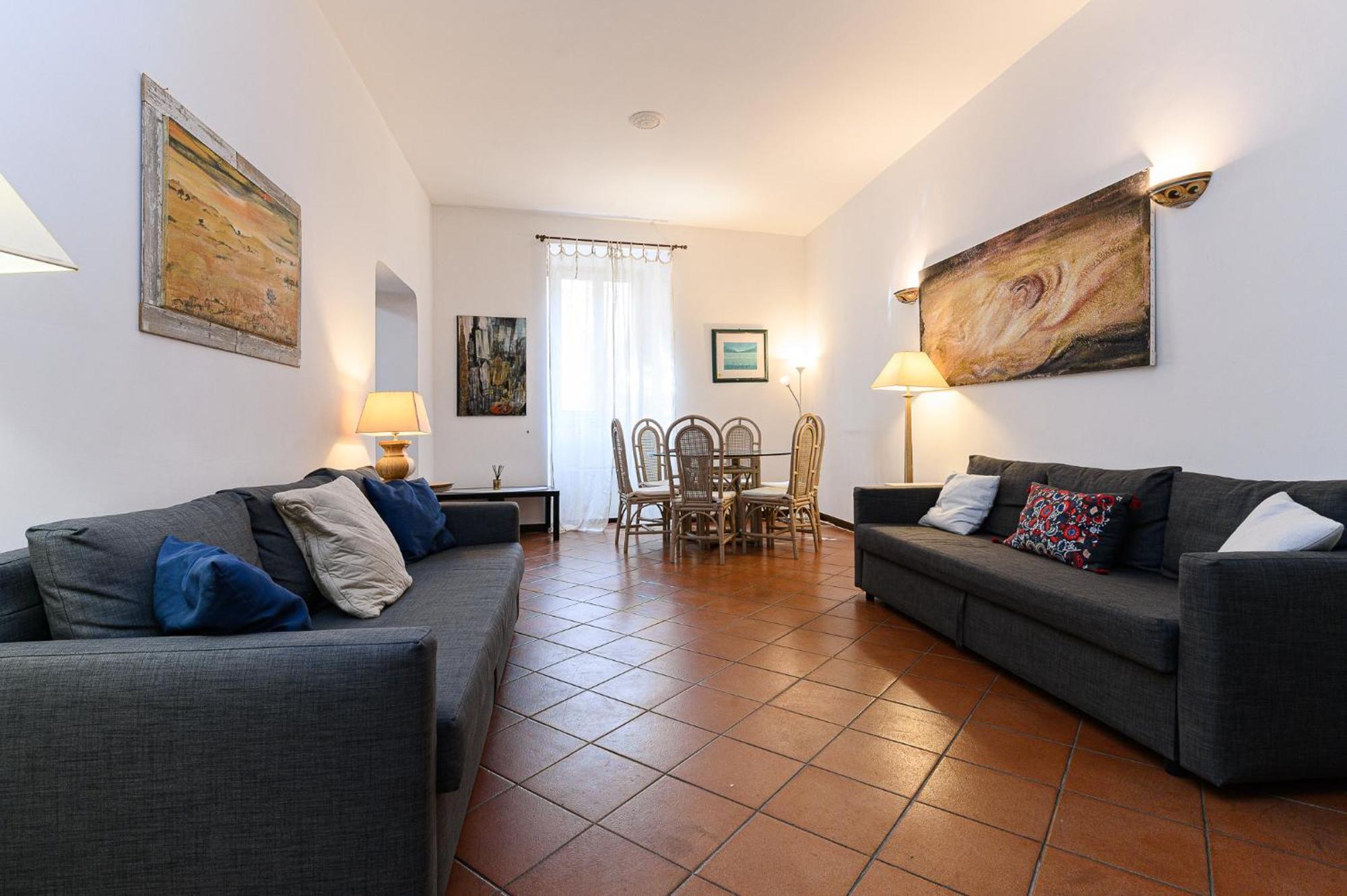 Colosseum With Terrace By Ndp Rent * Rom